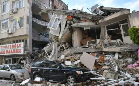 Devastating 7.1 Magnitude Earthquake Strikes Nepal-Tibet Border: Over 50 Dead