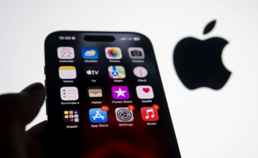 Apple Q2 2025 Earnings Beat Estimates Despite Tariff Impact